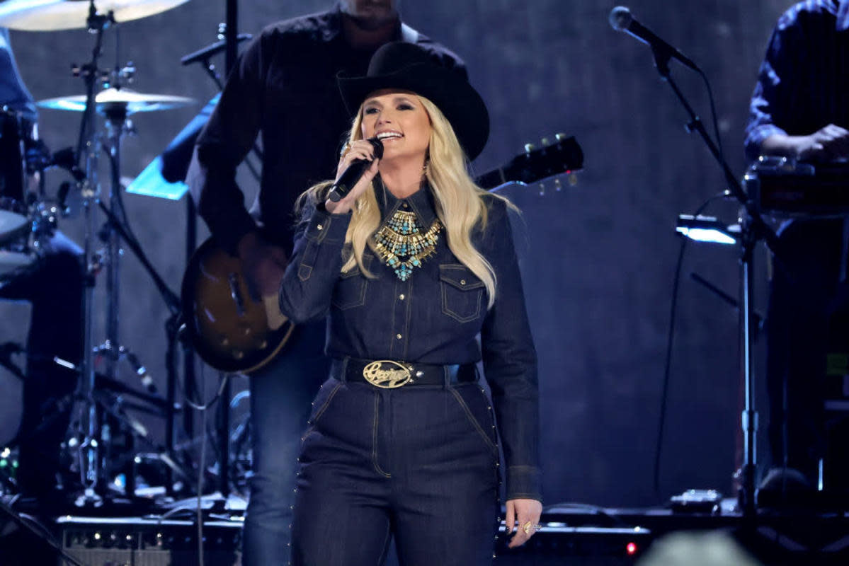 Miranda Lambert mentoring on American Idol 2025 Ladies Night